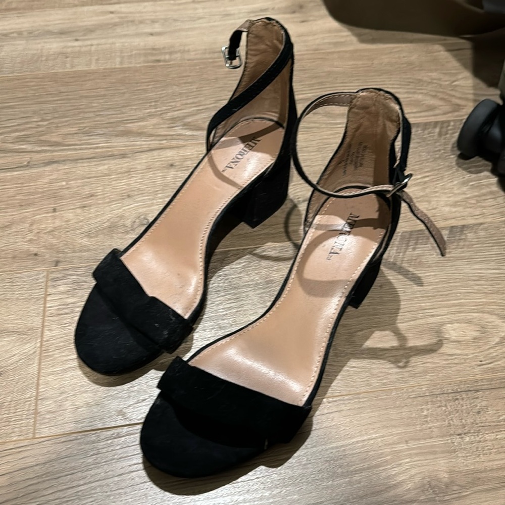 Target black low heels size 6